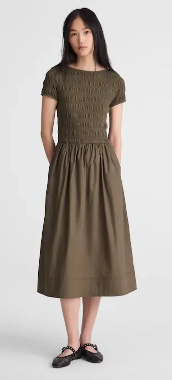 Madewell | NWT Smocked Boatneck Midi Dress in Faded Ivy | Sz M